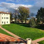 Alloggio per agriturismo Monteborre *
